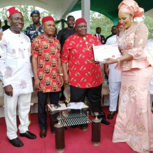 Amb. Ojukwu lauds Ohanaeze for Igbo Day celebration, honouring 3 distinguished members of her family